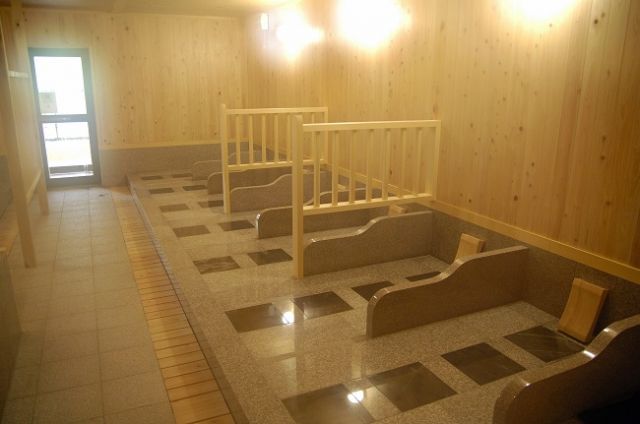 静かにリラクゼーションミュージックが奏でられ心が落ち着きます