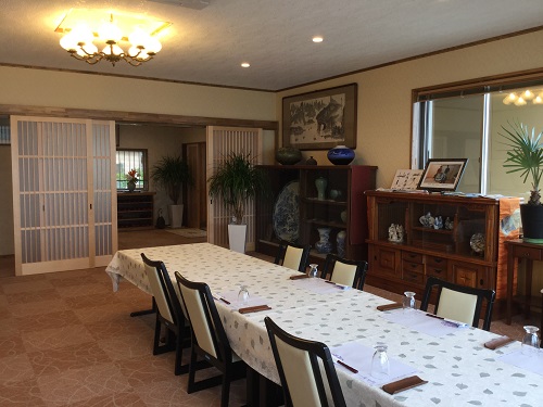 少しかしこまった会合にもぴったり!