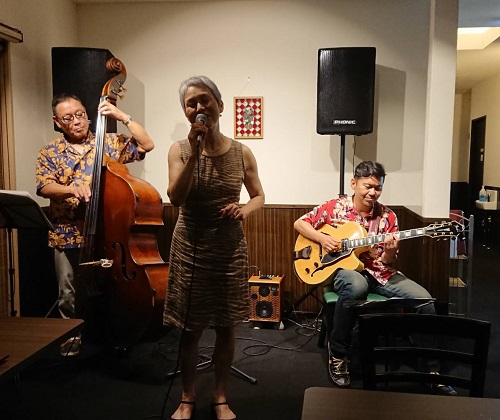 ステーキハウス「蜂」ジャズ ナイト ライブ開催